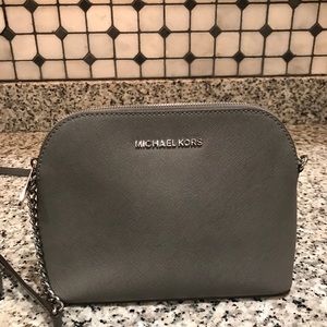 Michael Mors graycrossbody
